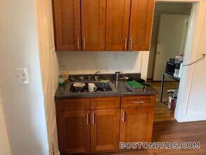 1630 Commonwealth Ave in Boston, MA - Building Photo - Building Photo