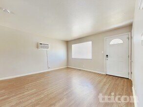 1001 Akard Dr in Reno, NV - Building Photo - Building Photo