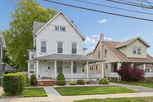 20 Hudson St in Freehold, NJ - Building Photo