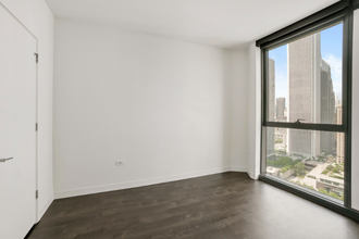 454 E Wacker Dr in Chicago, IL - Building Photo - Building Photo