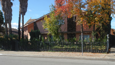 359 N Prospero Dr in Covina, CA - Building Photo - Building Photo