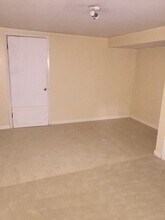 603 Locust Ave, Unit apt B in Charlottesville, VA - Building Photo - Building Photo