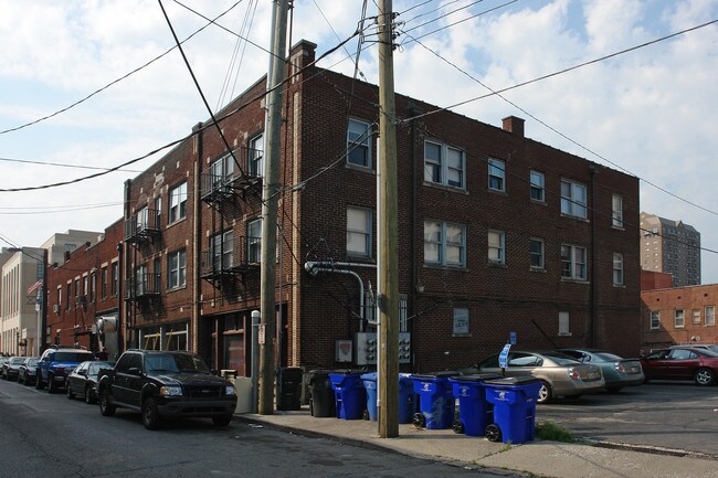 108-114 Church St in Lexington, KY - Building Photo - Building Photo