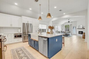 8109 Campeche Bay Pl in Round Rock, TX - Building Photo