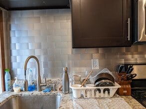 109 S 22nd St, Unit Second Floor in Philadelphia, PA - Building Photo - Building Photo