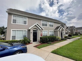 9141 Lee Vista Blvd, Unit 303 in Orlando, FL - Building Photo