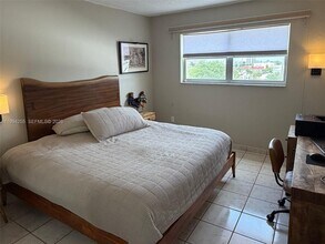 3640 NW 9th St in Miami, FL - Building Photo - Building Photo