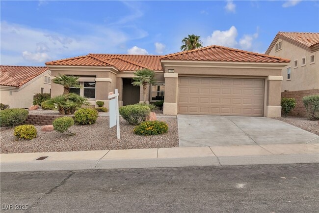10801 Clarion Ln in Las Vegas, NV - Building Photo - Building Photo