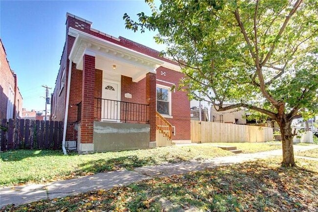 property at 3652 Roger Pl