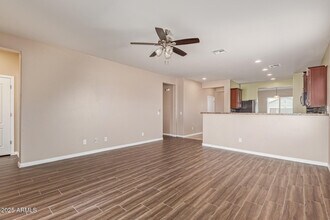 41161 W Capistrano Dr in Maricopa, AZ - Building Photo - Building Photo