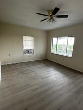 4521 Mon Mack Rd in Edinburg, TX - Building Photo - Building Photo