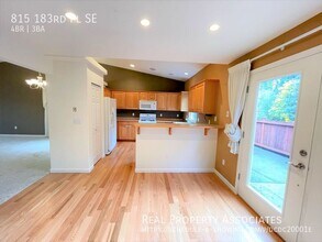 815 183rd Pl SE in Bothell, WA - Building Photo - Building Photo