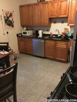 190 Highland St, Unit 3 in Boston, MA - Building Photo