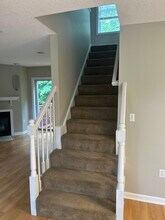 49 Woodland St, Unit p in Manchester, CT - Building Photo - Building Photo