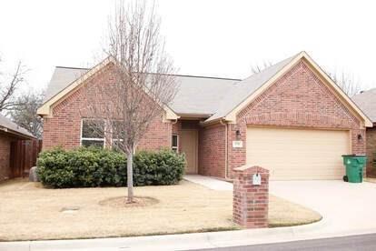 1733 Sully Ct in Stephenville, TX - Building Photo