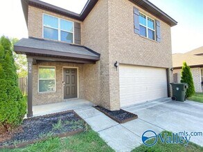 136 Winstead Cir in Owens Cross Roads, AL - Building Photo - Building Photo