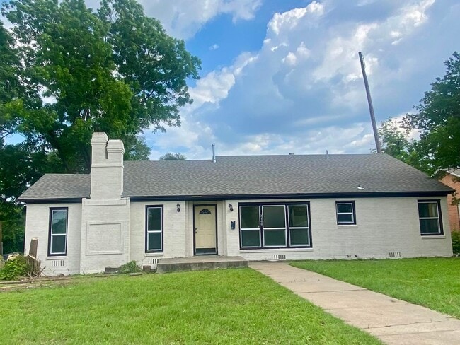 property at 3100 Pine Ave