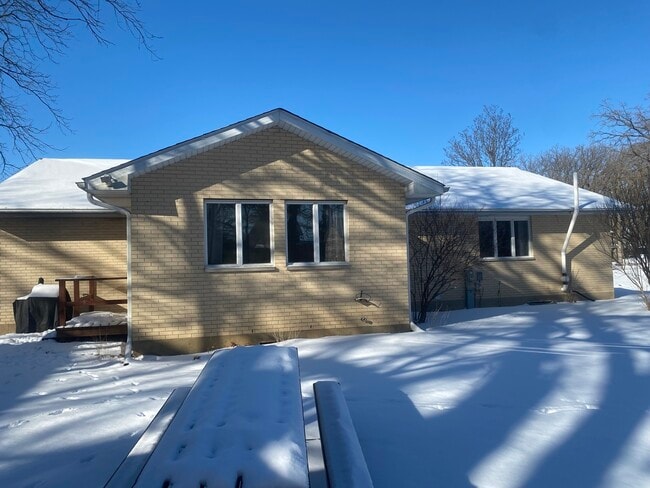 155 Seymour Ave in Grayslake, IL - Building Photo - Building Photo