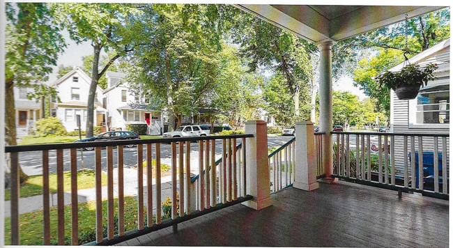 2025 Maple Ave in Evanston, IL - Foto de edificio - Building Photo