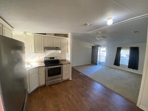 3029 Crittenden Dr in Navarre, FL - Building Photo - Building Photo