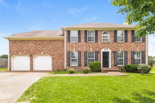 1002 Don Blair Dr in Smyrna, TN - Building Photo