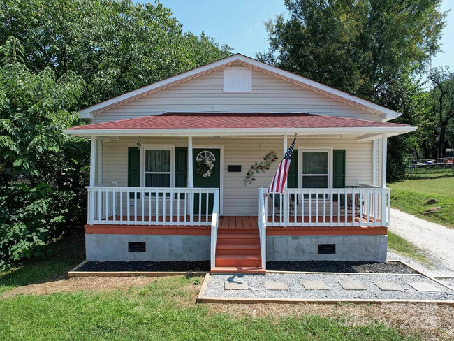 332 Lyle St in Rock Hill, SC - Building Photo - Building Photo