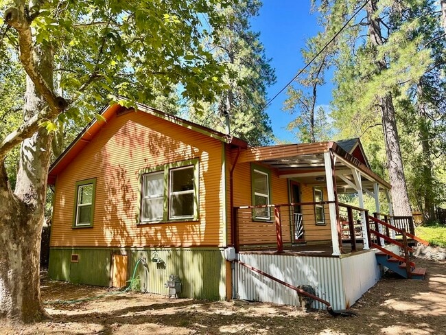 property at 158 Hoffman St