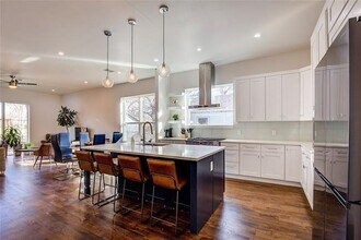 6702 Tyree St in Dallas, TX - Building Photo - Building Photo