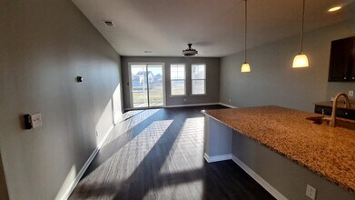 107 Westbourne Wy in Savannah, GA - Building Photo - Building Photo
