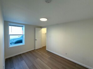 860 Olive Ave in South San Francisco, CA - Building Photo - Building Photo