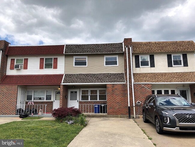 3214 Morning Glory Rd in Philadelphia, PA - Building Photo - Building Photo