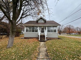 760 Guthrie St in Ottawa, IL - Building Photo