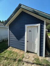 915 Merrill St in Beloit, WI - Building Photo - Building Photo