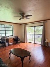 7925 SW 86th St in Miami, FL - Foto de edificio - Building Photo