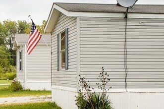 Countryside Mobile Home Park in Thonotosassa, FL - Building Photo - Building Photo