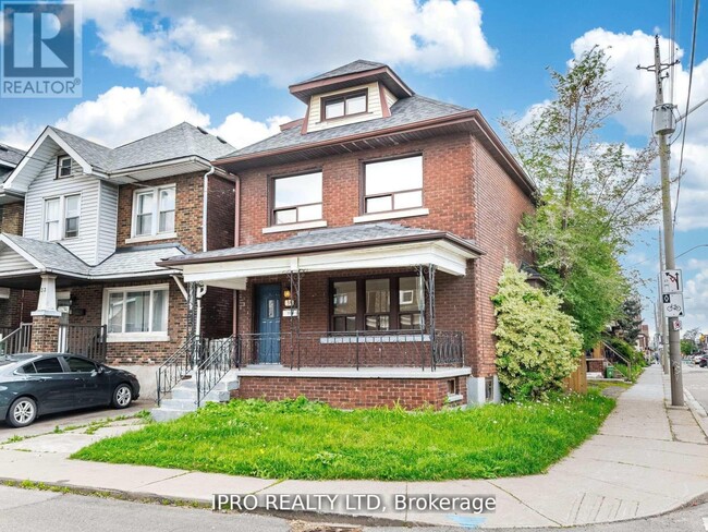 property at 35 Chestnut Ave