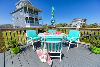 2999 Island Dr in North Topsail Beach, NC - Building Photo - Building Photo