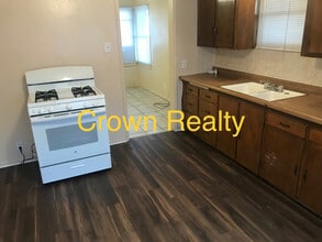 761 N H St in Tulare, CA - Building Photo - Building Photo