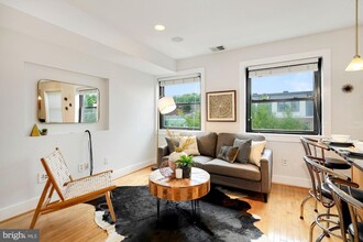 1323 K St SE, Unit 301 in Washington, DC - Building Photo - Building Photo