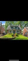 7232 Northmoor Dr in St. Louis, MO - Building Photo