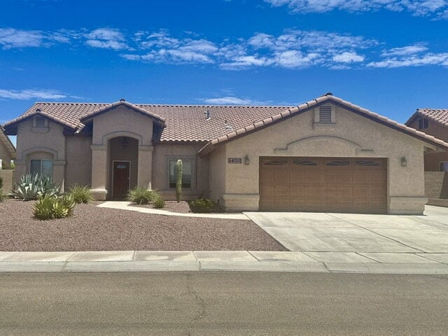 property at 2553 E 24th St