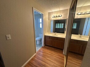 2327 Geneva Ct in Sparks, NV - Building Photo - Building Photo