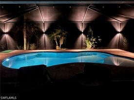 6072 Highwood Park Ct in Naples, FL - Building Photo