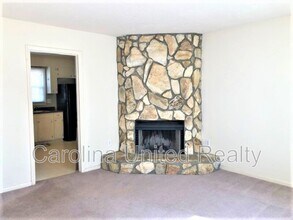 7818 Surreywood Pl in Charlotte, NC - Building Photo - Building Photo