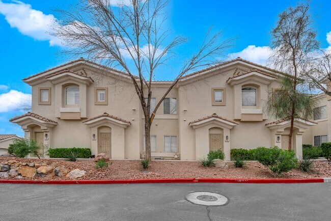 10021 Crimson Palisades Pl, Unit 201 in Las Vegas, NV - Building Photo - Building Photo