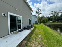 1324 Ellis Rd S in Jacksonville, FL - Building Photo - Building Photo