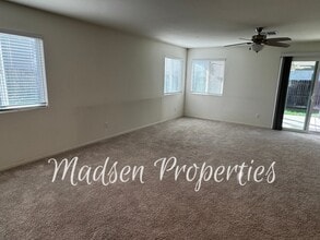 114 Christian Ave in Oroville, CA - Building Photo - Building Photo