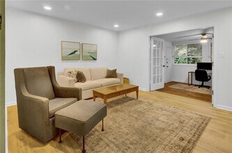 12 Vista Square NW in Atlanta, GA - Building Photo - Building Photo