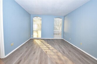 4647 Wild Indigo St in Houston, TX - Building Photo - Building Photo