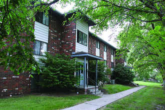 Southroads Apartments in Bellevue, NE - Foto de edificio - Building Photo